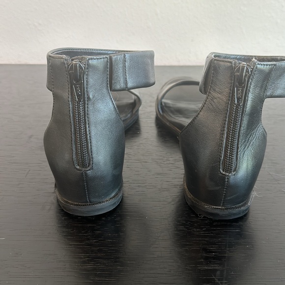 Seychelles Honeysuckle Sandal, Size 8 - Picture 3 of 6